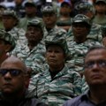 Venecuelanski predsednik Maduro pozvao rezerviste, miliciju i mlade da nauče da pucaju