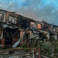 "Izvučena tela roditelja i dečaka od 4 i 6 godina" Ruski napad dronovima na ukrajinsku Sumsku oblast, stradala četvoročlana…