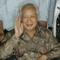 Indonezija bivšem diktatoru Suhartu dodelila status "nacionalnog heroja"