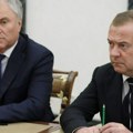 Šta Medvedev misli o Trampovim pretnjama da će istupiti iz NATO-a