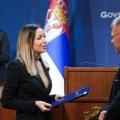 Mesarovićeva uručila rešenja privrednicima o dodeli bespovratnih sredstava