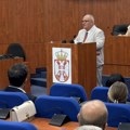 Grad Leskovac uvodi đačke uniforme od naredne godine? Za to se planira11 miliona dinara, a učenicima ove godine po 1.000…