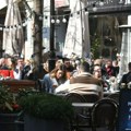 Srbin pozvao koleginicu na dejt pa posle 15 minuta pobegao glavom bez obzira - bez da je platio piće! Razlog razbesneo mnoge…