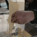 Parlamentarni izbori u nedelju: Ko može da glasa van biračkog mesta i kome treba da se prijavite