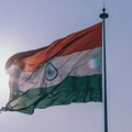 Срушио се кран у Индији, страдало 16 радника
