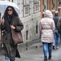 Topliji zimski dan u većem delu Srbije, ponegde uz kišobran