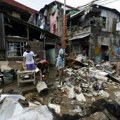Најмање 7 људи погинуло,10 нестало у клизишту на филипинском острву Минданао