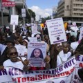 Stotine ljudi na protestu u Keniji zbog nasilja nad ženama