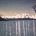 Horor u Americi Srušio se veliki most nakon udara broda, pogledajte jezivi snimak (video)