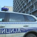 Nesvakidašnje: Kragujevčanin udario u semafor, a potom vređao i napao policajce