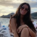 "Stavila sam silikone i ostala nepokretna": Pevačica prošla kroz pakao zbog implanta: "Satima sam molima da mi donesu vodu…