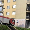 Brza reakcija policije i vatrogasaca u zgradi u ulici Moše Pijade