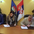 Mesarovićeva potpisala Memorandum o razumevanju Srbije, opštine Lučani i DOO „Dušan Kostićˮ