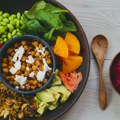 Možete da jedete više, a da mršavite: Kako veganska ishrana pomaže u gubitku telesnih masti