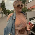 Šok paparaco! Ana Nikolić u kafani pored benzinske pumpe Pevačica pije piće sa nepoznatim muškarcima, neočekivano izdanje…