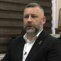 Jevtić: Umesto da traže ubice žetelaca u Starom Gracku, službenici u civilu snimali prisutne na parastosu