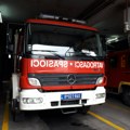 Пожар захватио кућу у Медошевцу, жена превезена у УКЦ