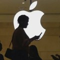 Apple investira 500 milijardi dolara u SAD kako bi izbegao uvozne carine