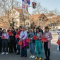 U klompama sa posla na protest: Da li je ugrožena bezbednost pacijenata?