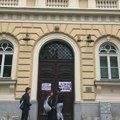 Učenici blokirali ulaz u Zemunsku gimnaziju