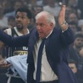 Skupa fotografija: Željko Obradović pije viski, a na uvo mu peva Hanka Paldum... Ovo će dirnuti sve Grobare