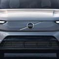 Volvo unapredio SUV sa tri reda sedišta FOTO