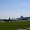 Praškom aerodromu zaprećeno tajanstvenim dronovima