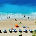 Ljubičaste meduze se vratile u Grčku: Ovo su trenutno 3 najugroženije regije, turisti oprez!