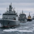 Руски ратни бродови кренули ка Арктику: Северна флота на дугој пловидби