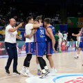 Slavlje košarkaša Srbije Orlovi se raduju velikoj pobedi (video)