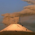 Vulkan Popokatepetl počeo da izbacuje pepeo