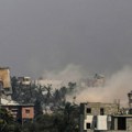 U izraelskom vazdušnom napadu na Rafu ubijeno devetoro, uključujući šestoro dece