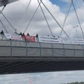 Gosti iz Grčke posetili Žeželjev most na dan kad je bombardovan Odolevao do 26. aprila (foto, video)