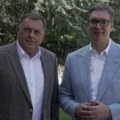 ''Na Sastanku su dominirale ekonomske teme'' Oglasio se predsednik Aleksandar Vučić nakon sastanka sa Dodikom (foto)