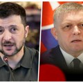 "U tebe su pucali, zašto ti nisi oprostio nego si hapsio?" Zelenski nastavlja "rat" sa Ficom, kaže da je Putin isti kao…