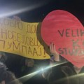 Zrenjaninski studenti večeras pešice stigli u Sečanj (VIDEO)