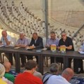 У Кули представљена књига Жарка Поповића Владари пиштаљке у 19 генерација