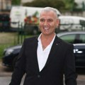 "Jako sam bolestan" Milan Milošević se oglasio na društvenim mrežama iz kreveta i zabrinuo fanove (foto)