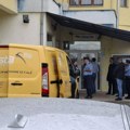 Nastavlja se teror: U Gračanici tzv. pošta Kosova uz pomoć policije preuzima objekat Pošte Srbije