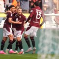 Torino izborio bod pred derbi, Beriša Lečeu doneo slavlje u Firenci