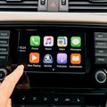 Apple CarPlay dobija podršku za ChatGPT i druge AI chatbotove sa iOS 26.4 ažuriranjem