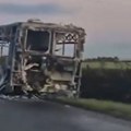 (Video) Vatra "guta" autobus, putnici se evakuisali U zadnji čas: Stravičan snimak iz okoline Pančeva: "U toku vožnje je…