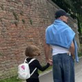 Riki Martin uživa u Srbiji kao da je lokalac: Pevač šetao sa ćerkom, oduševljen Beogradom: "Prelep si" (foto)