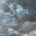 Crveni meteoalarm za jug Srbije: Prete oluje sa gradom većim od pet centimetara i orkanskim vetrom