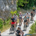 Ko mora da registruje električni bicikl?