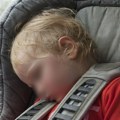 Apel srpskog stručnjaka: Nikako ne ostavljajte decu u automobilu, za tragediju je dovoljno 5 minuta