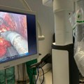 Roboti i veštačka inteligencija u operacionoj sali