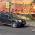 Ugašen požar na Novom Beogradu Kafić skroz izgoreo, pričinjena velika materijalna šteta