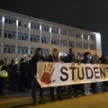 Studenti blokirali četiri ulice i kružni tok, poručuju “nećete nas gaziti”