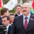 Odgovor će biti munjevit Lukašenko zapretio svima koji bi da udare na Belorusiju